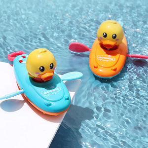 Cartoon Boat Baby Bath Clockwork Toys Kids Swimming Pool Outdoor